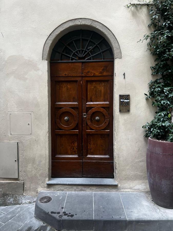 Santa Croce Luxury Suite - Dolcevita Holiday Florence Exterior photo