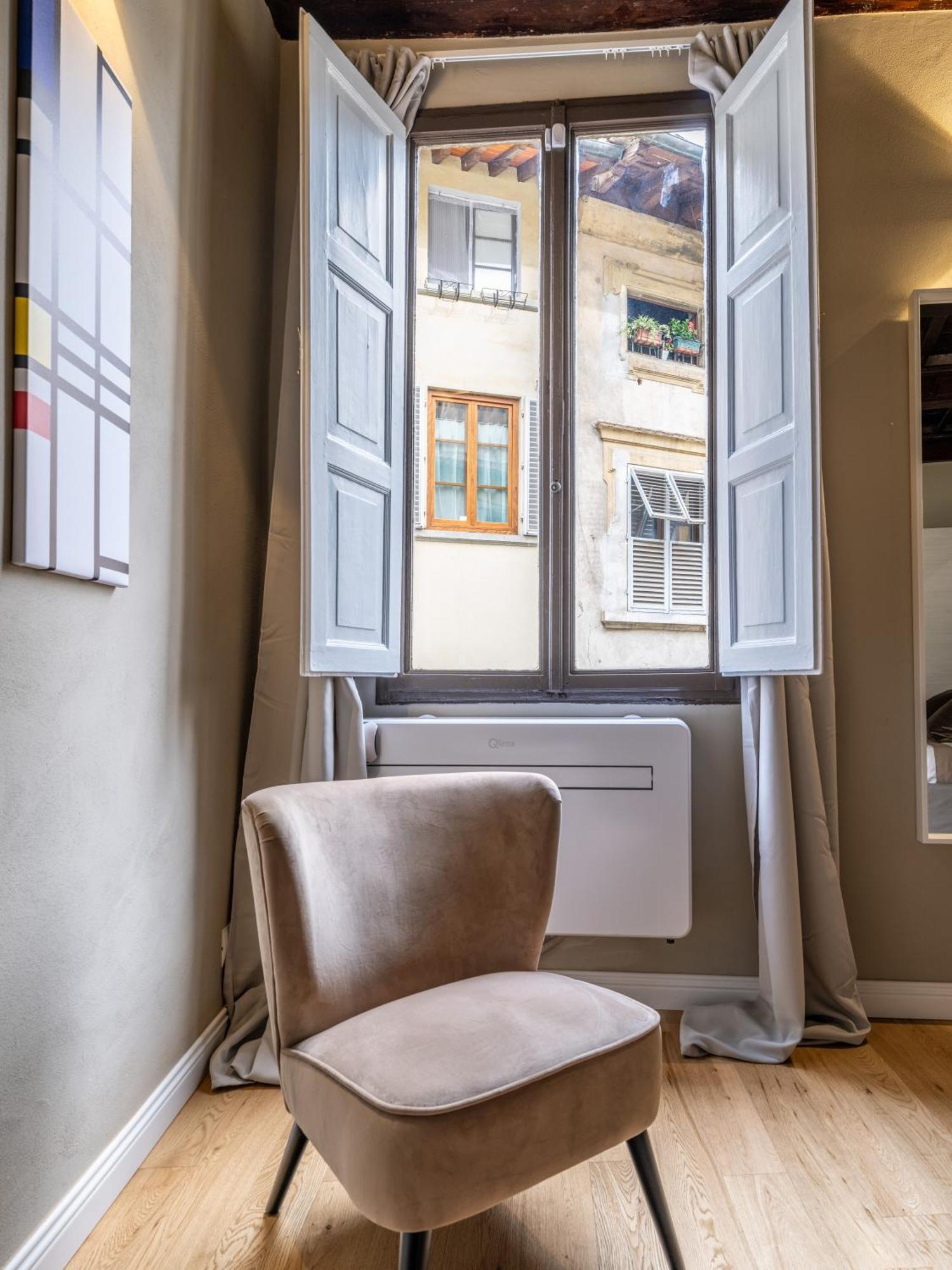 Santa Croce Luxury Suite - Dolcevita Holiday Florence Exterior photo