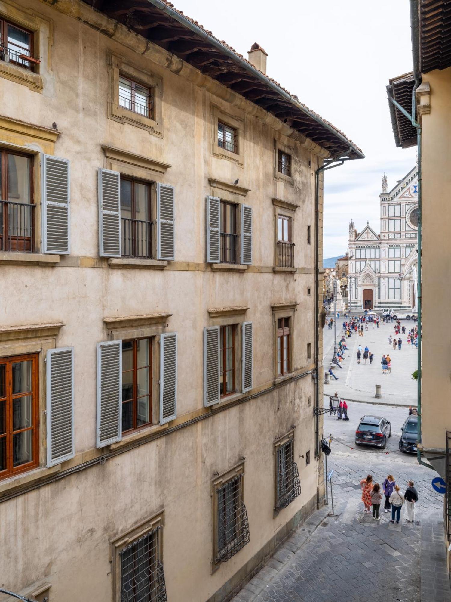 Santa Croce Luxury Suite - Dolcevita Holiday Florence Exterior photo